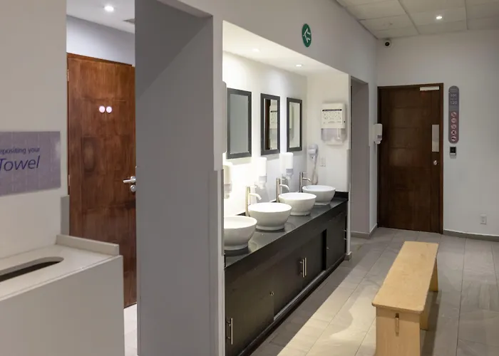 Izzzleep Aeropuerto Terminal 1 Hotel Mexico City
